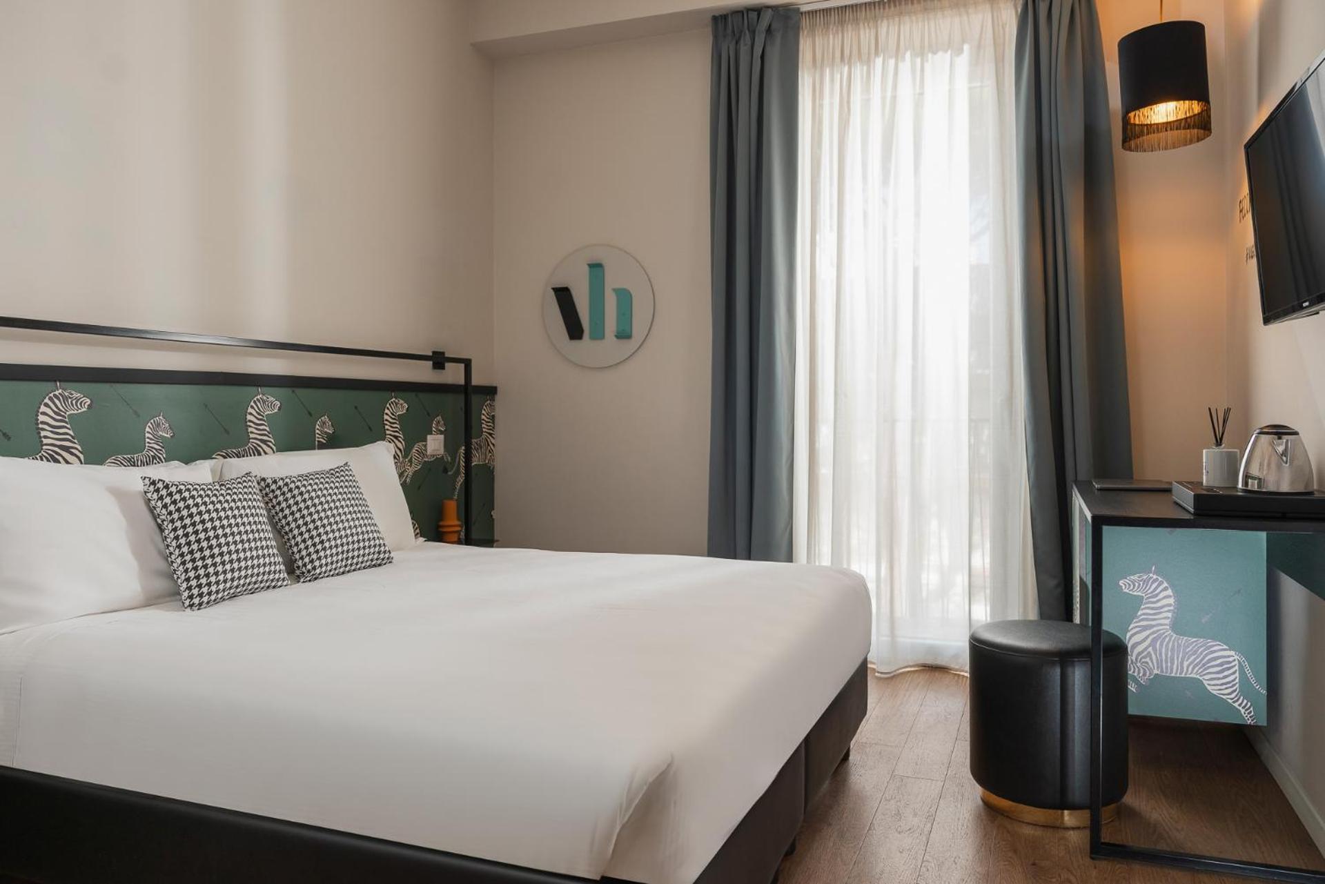 Superior Double Room with Balcony,1657193243:JPEG